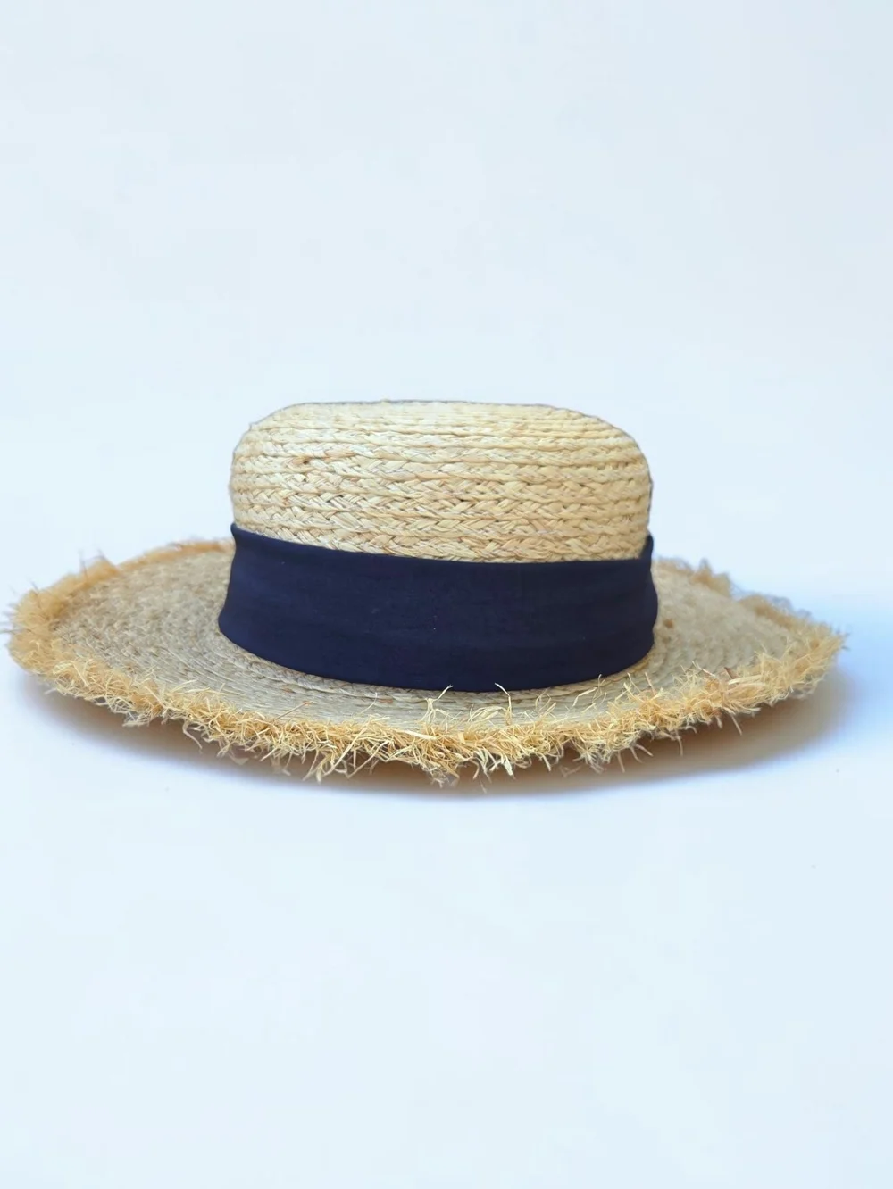 POL 100% Raffia Straw Boater Hat Raw Frayed Edge Navy Ribbon Bow Beach Sun Hat